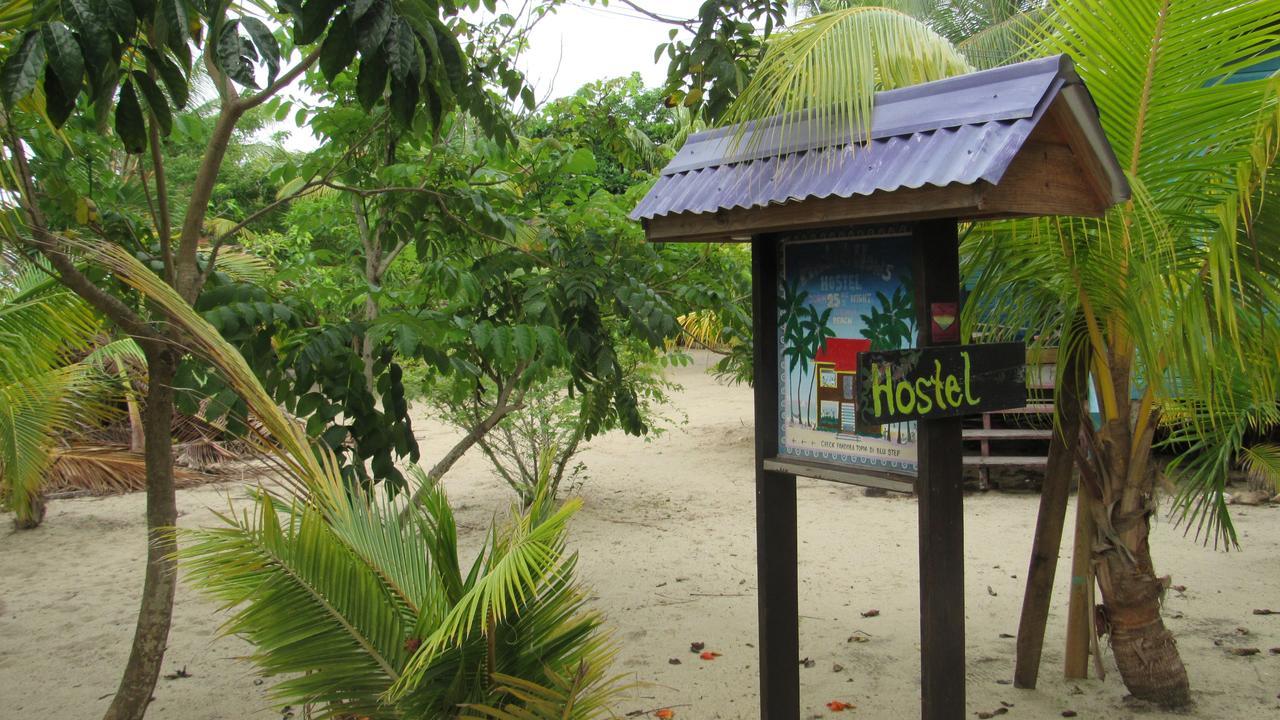 Anda Di Hows Hostel Placencia Экстерьер фото